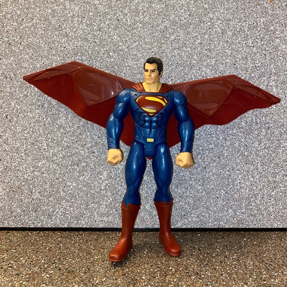 DC Comics Heat Vision Superman Action Figure - Picture 11 of 11